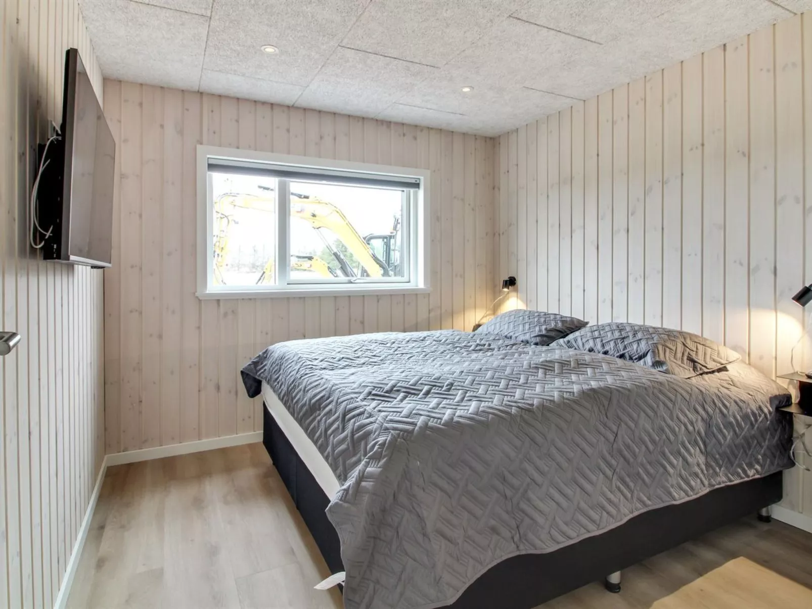 "Makedon" - 4.5km from the sea-Inside