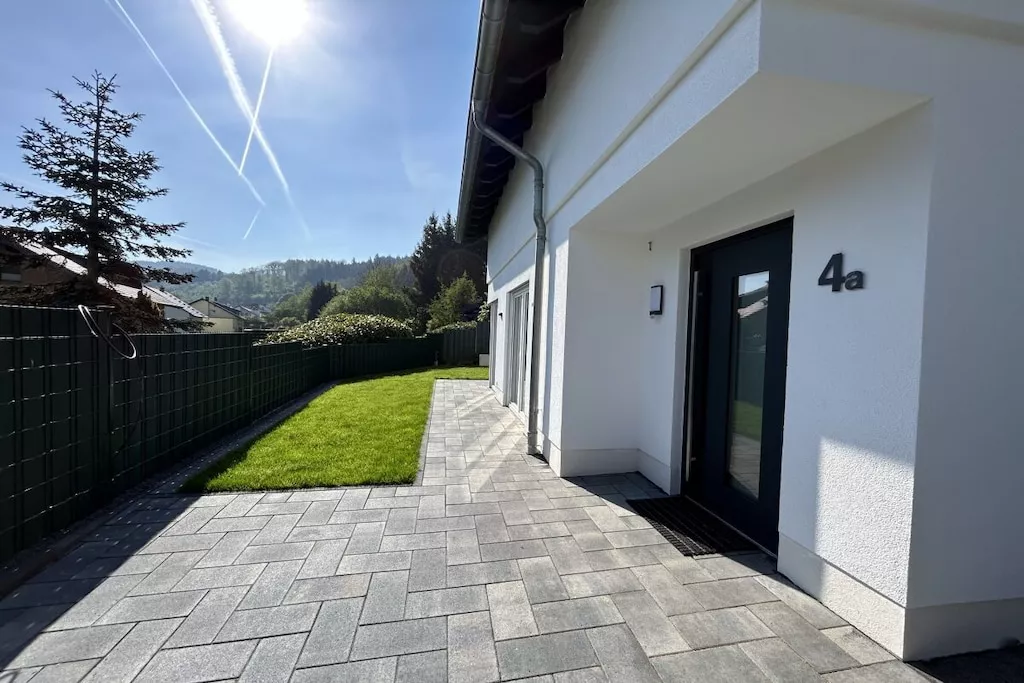 493676-Nicht getaggt