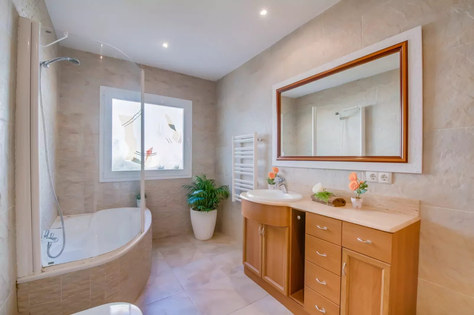Adelfa-Bathroom