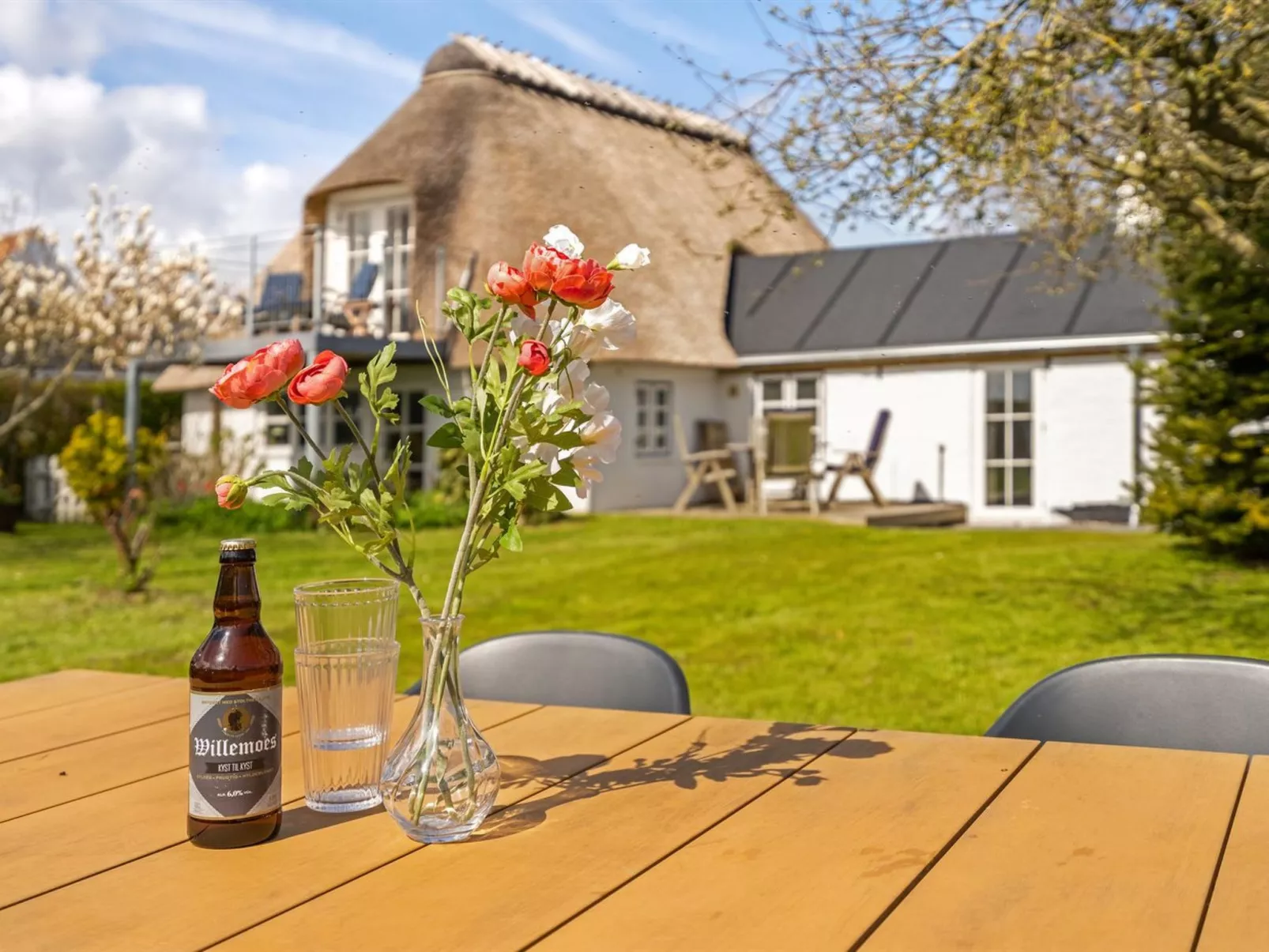 "Gyril" - 100m from the sea-Drinnen