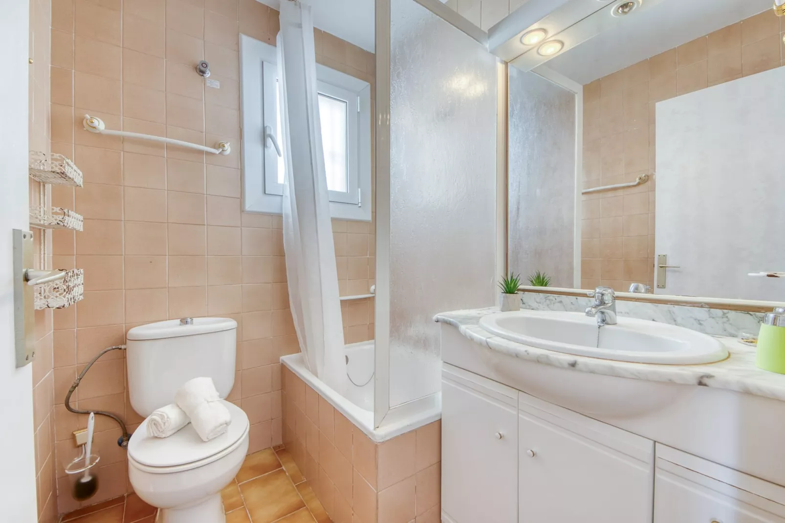 IBIZA BRAMER 11  Canyelles Roses-Bathroom