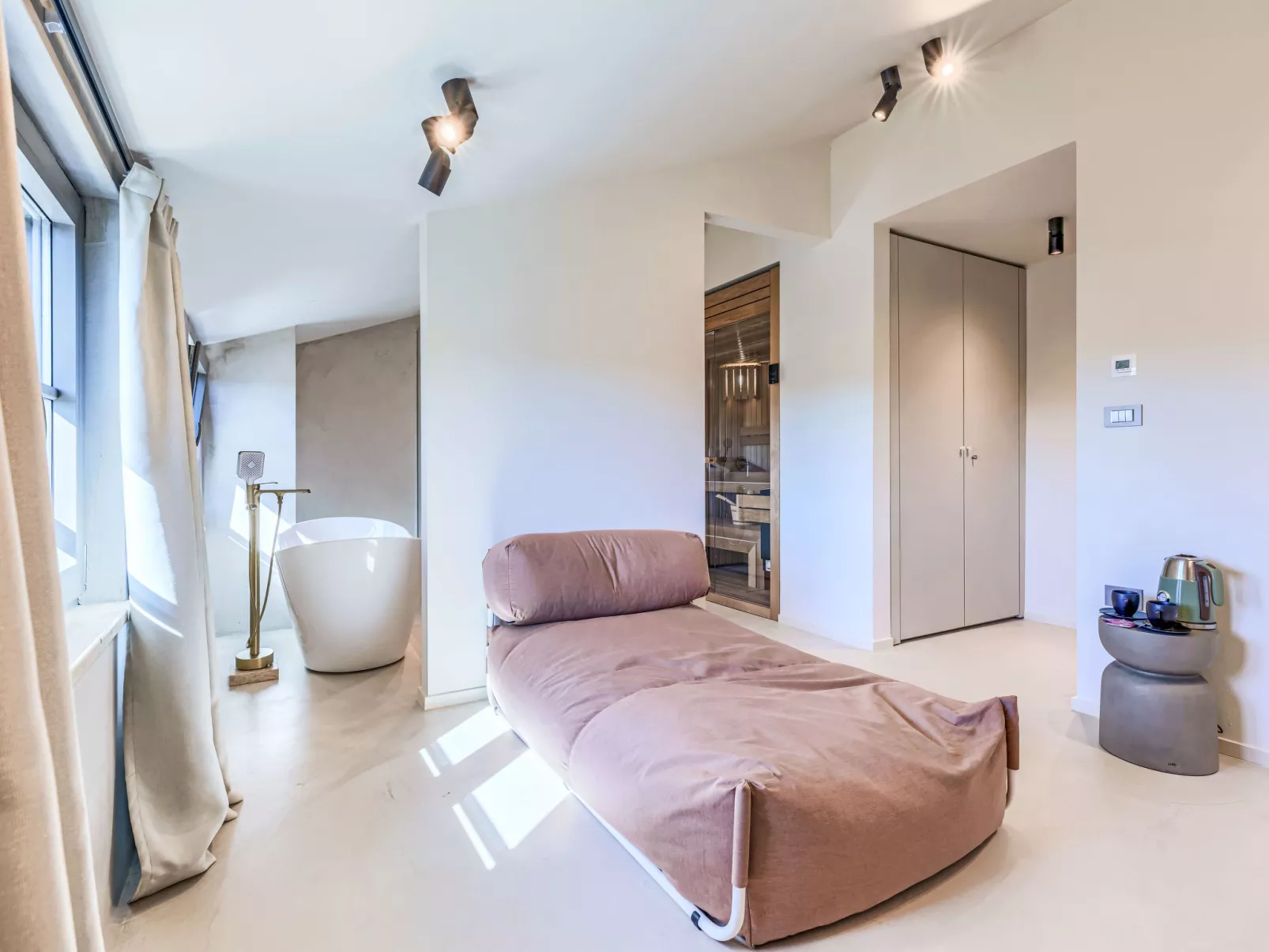 Casa Minda-Inside