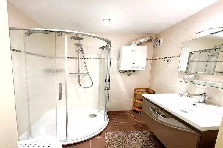 BEAULIEU 0101/ 03-Badezimmer