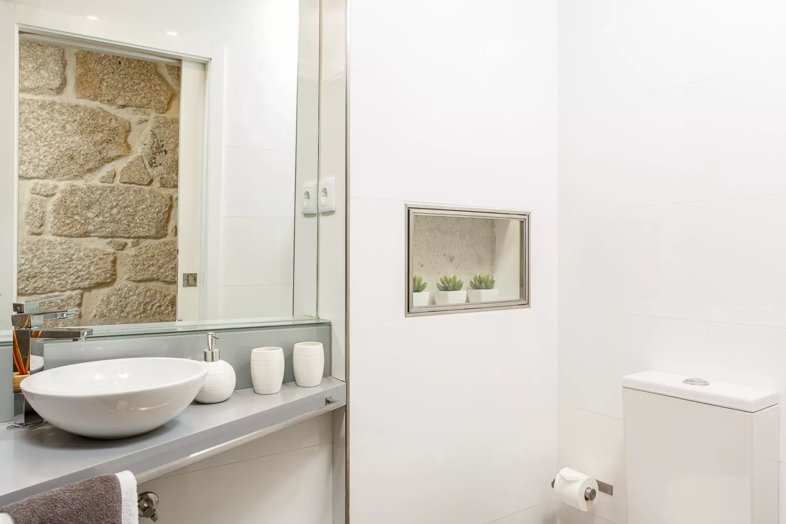 YOUROPO - Ribeira Porto 3-Bathroom