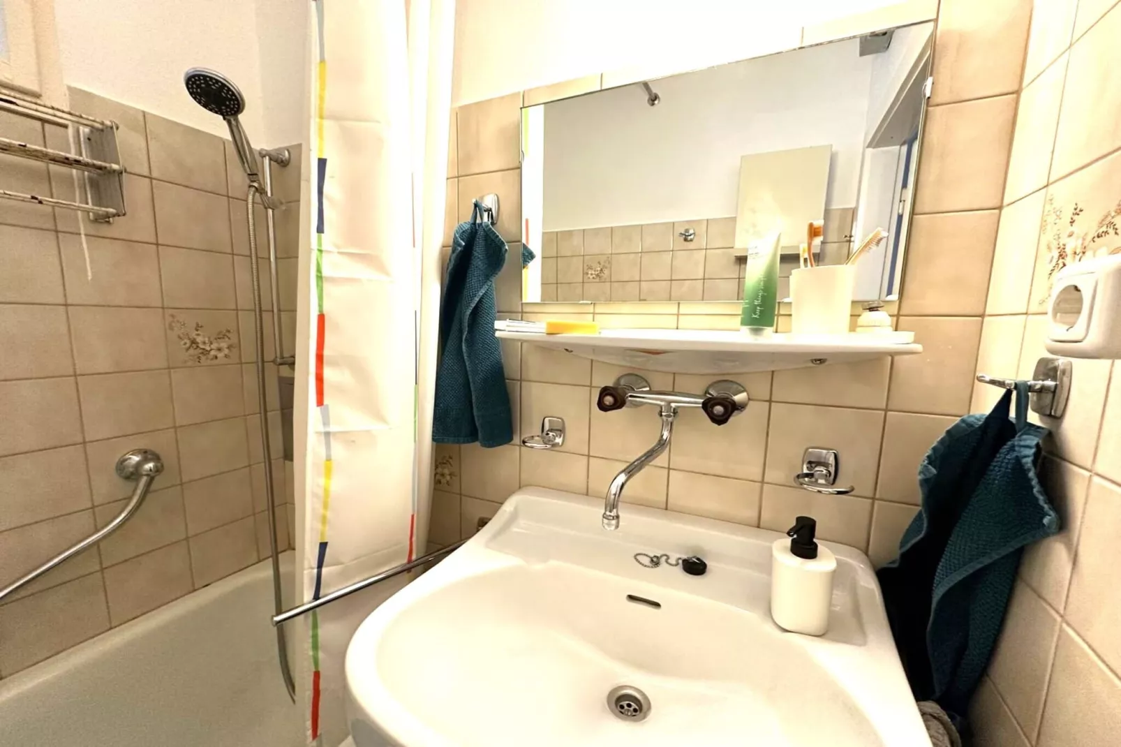Apartment Schönbrunn-Bathroom