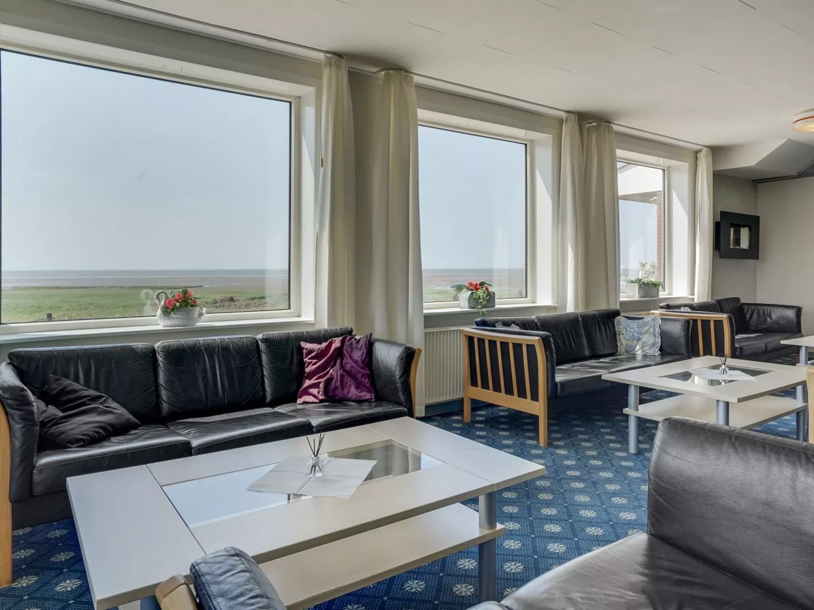 "Stilla" - 35km from the sea-Drinnen