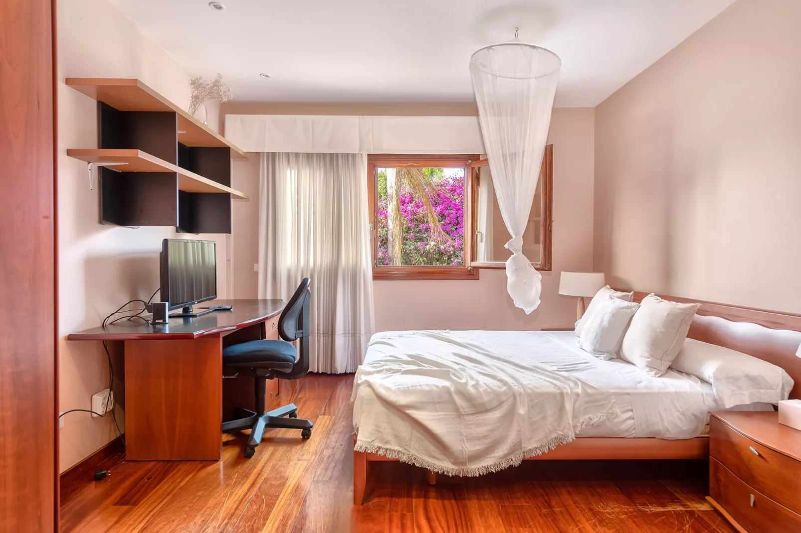 EXCLUSIVE HOME MASPALOMAS-Bedroom