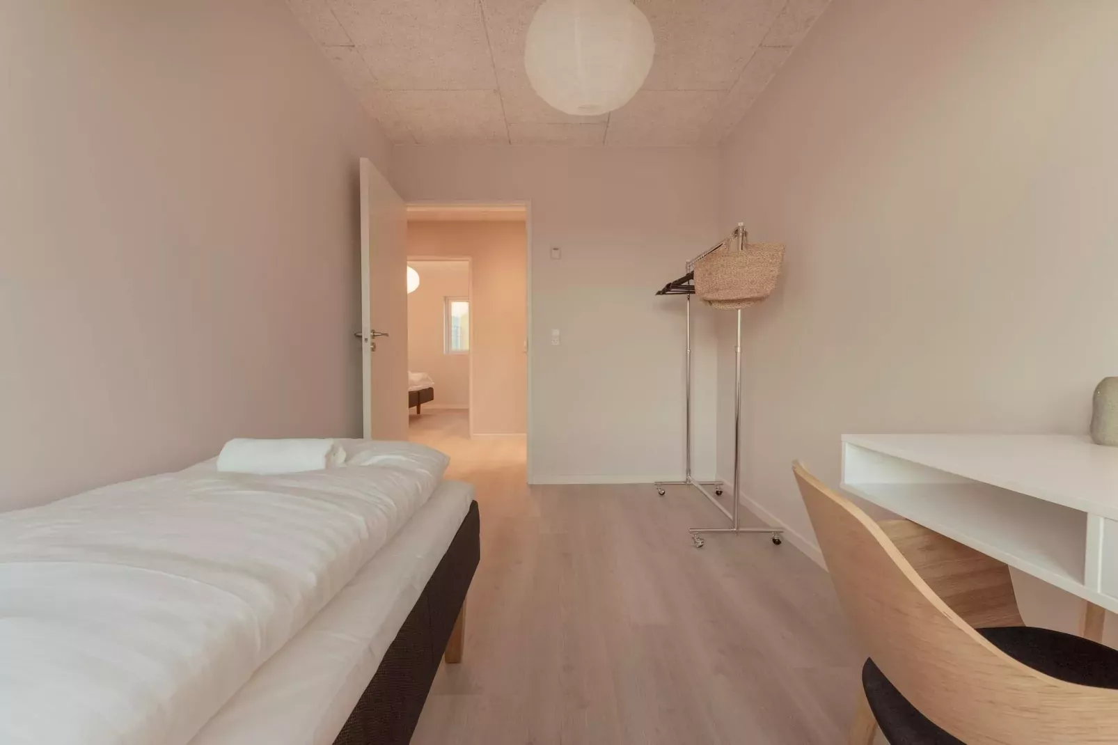 Stylish 4BR Apt in Torshavn - By Traum Ferienwohnungen-Indoor