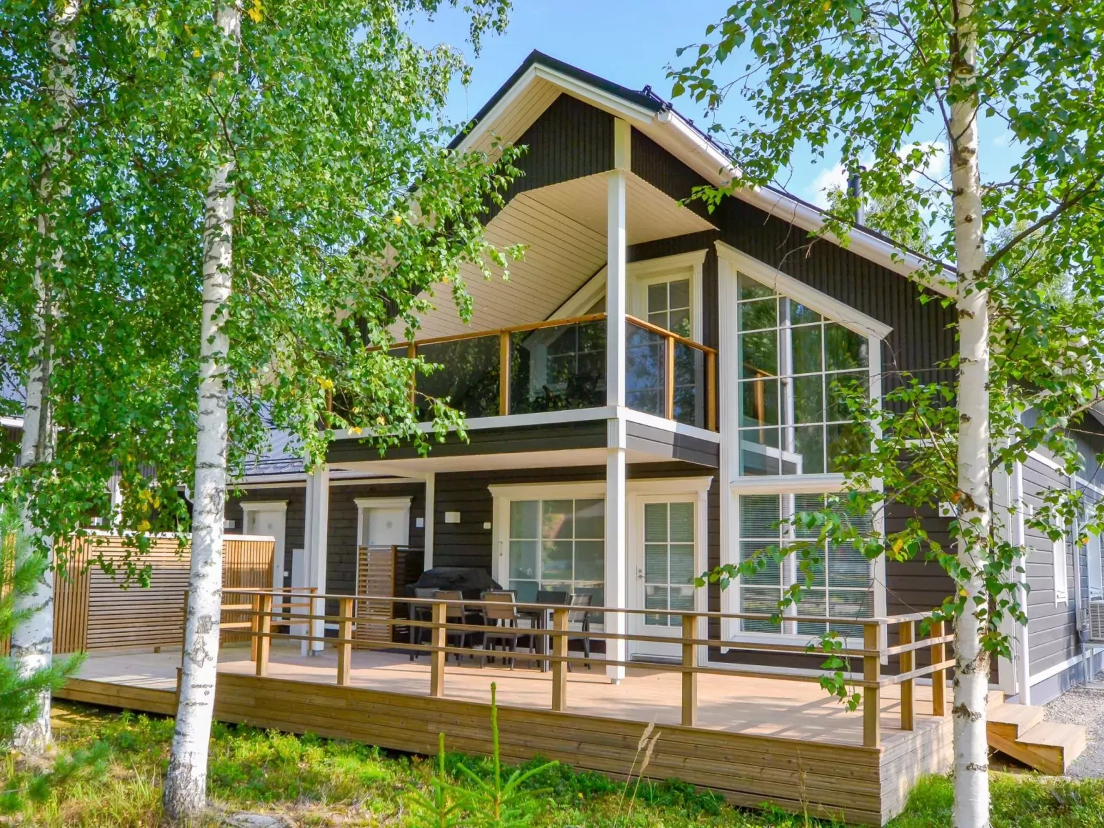 Tonttutahko 20 a-Outside