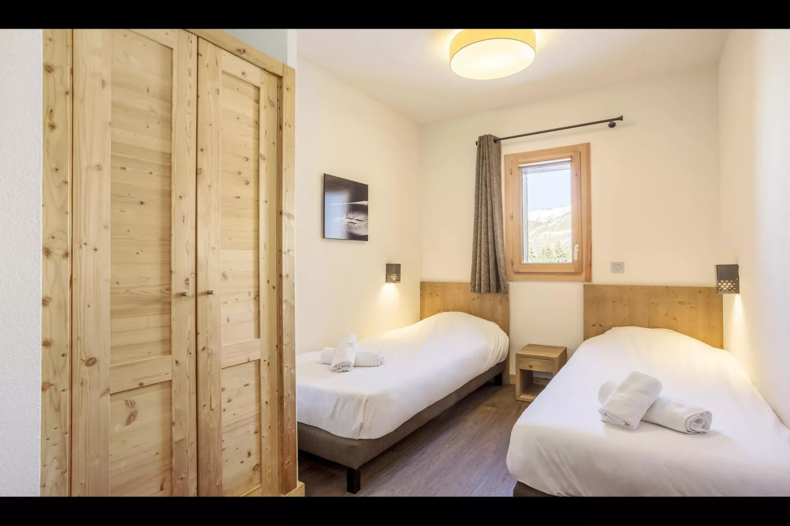 LES MENUIRES_S8V-Bedroom