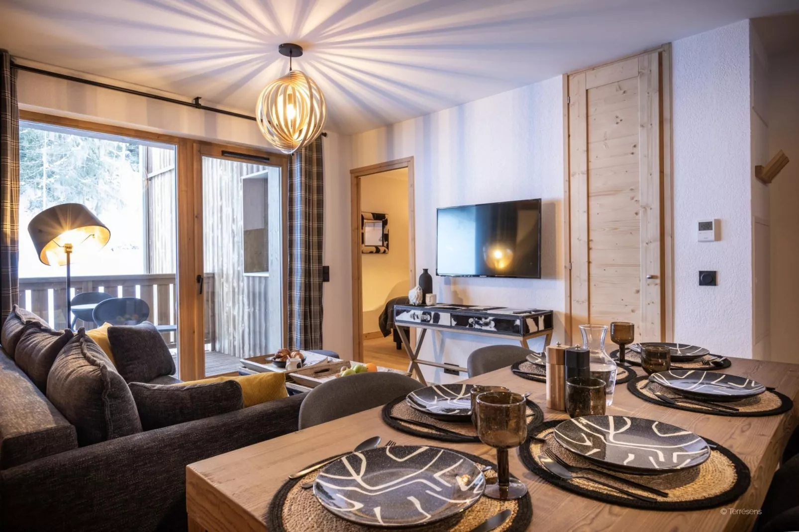 PLAGNE MONTALBERT Le Snoroc- A36S-Dining room