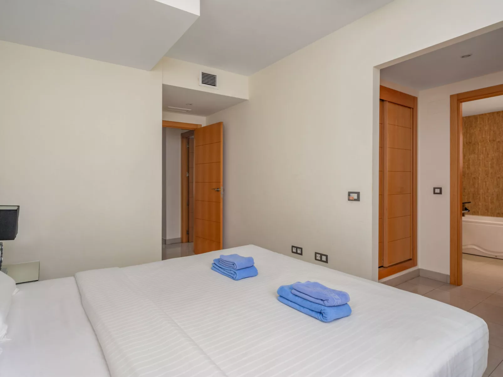 Cortijo del Mar-Inside