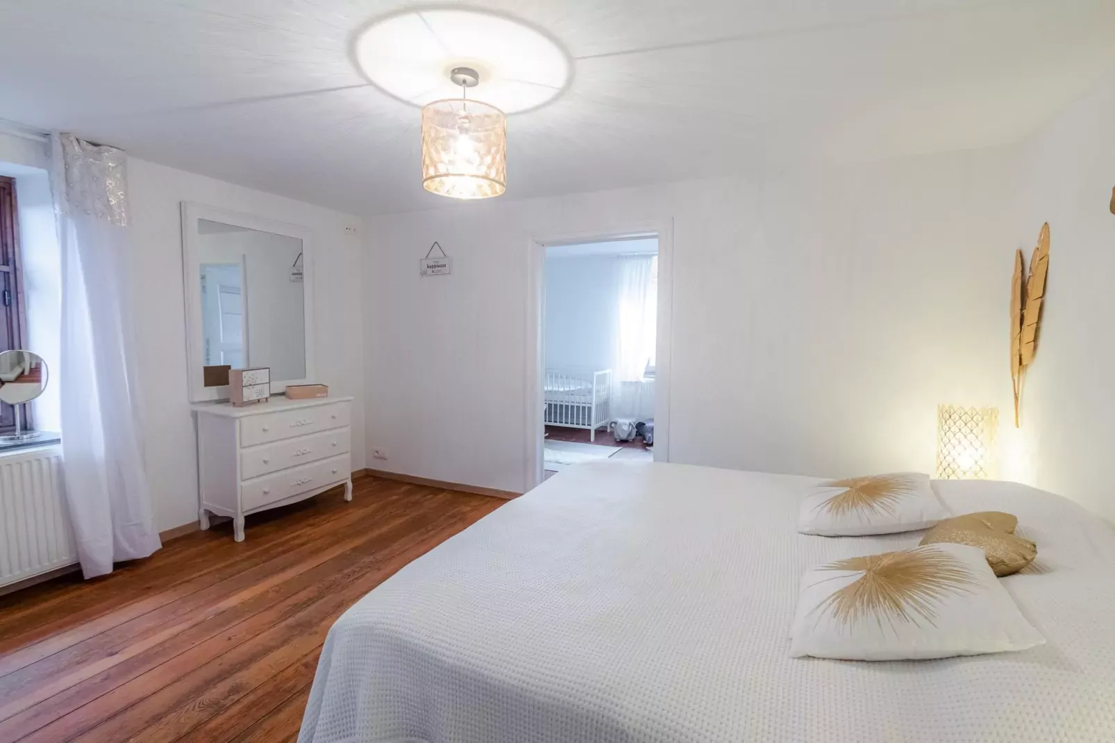 Petite Cour-Bedroom