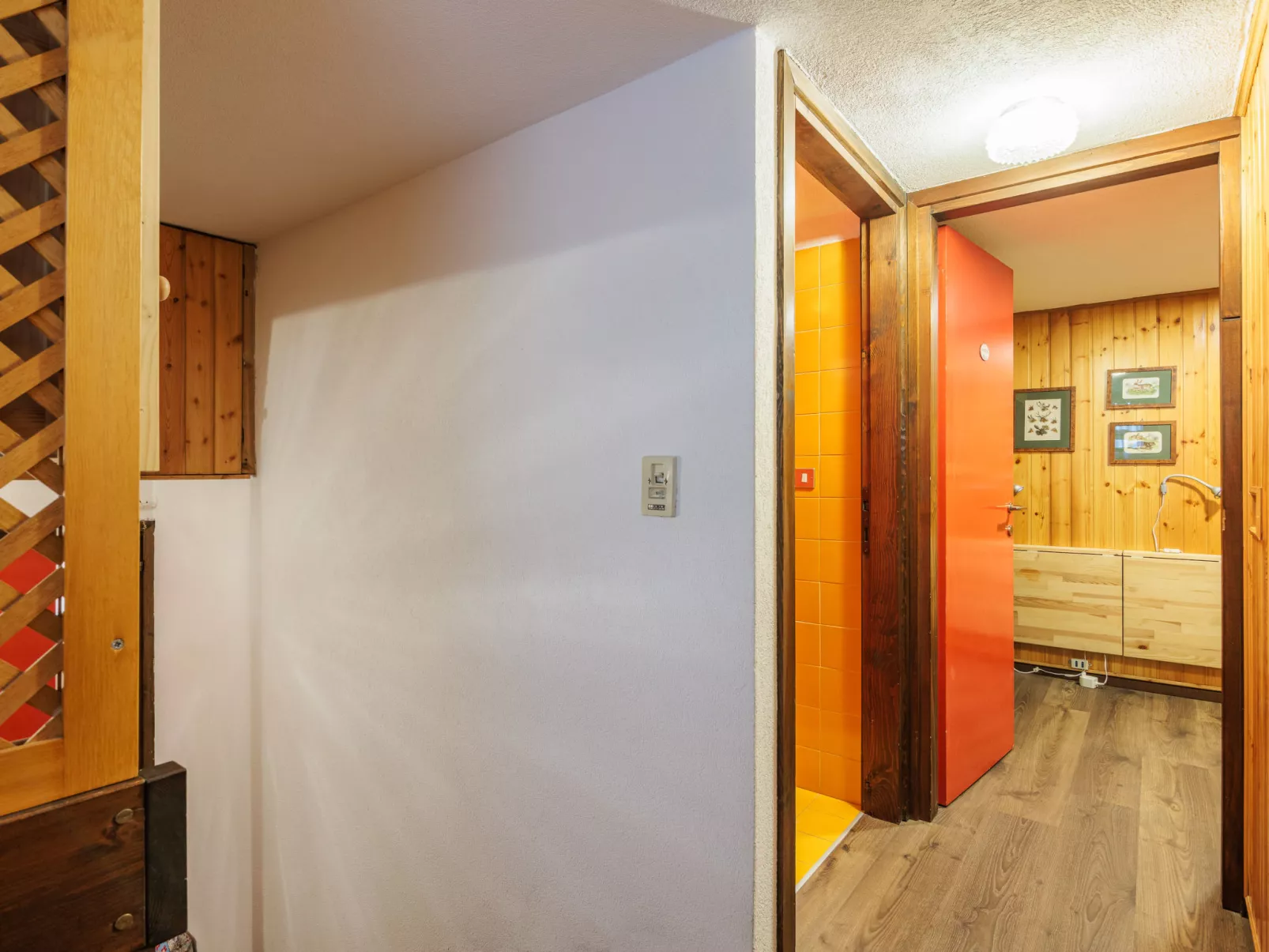 Boiserie-Inside