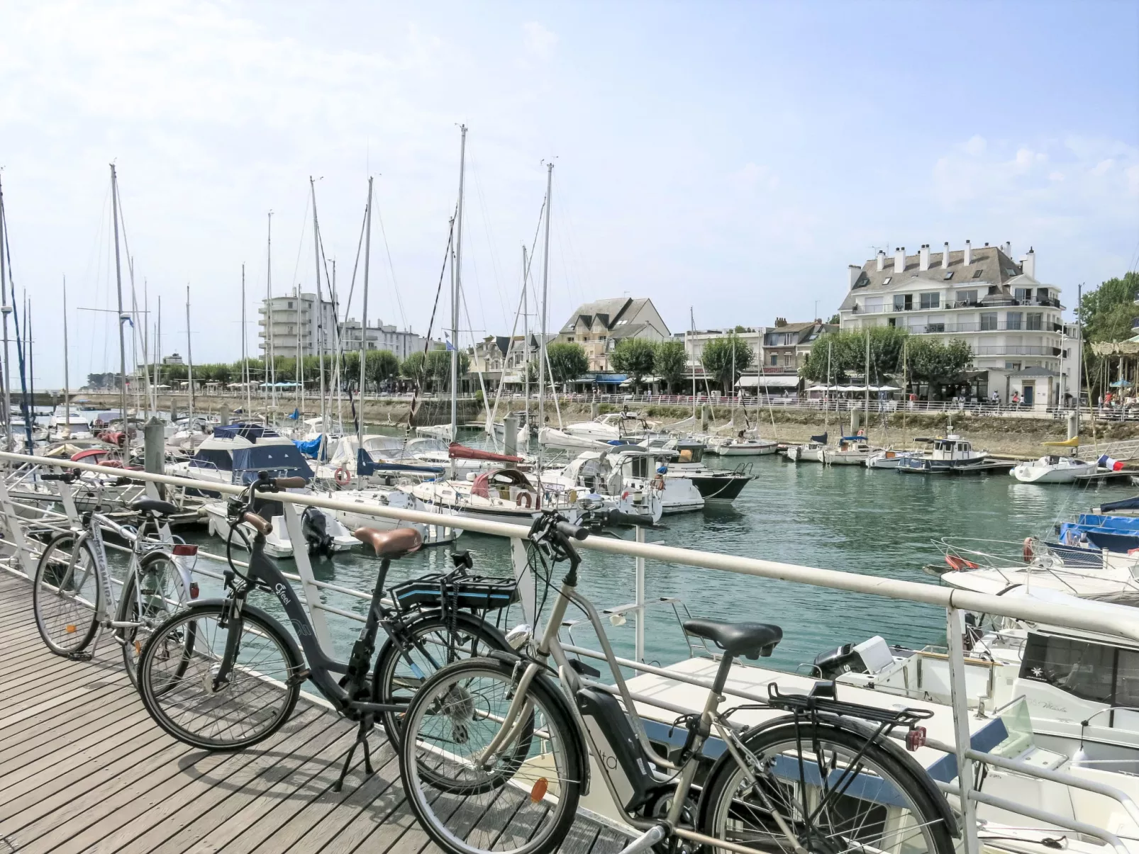 Charme du Pouliguen-Outside