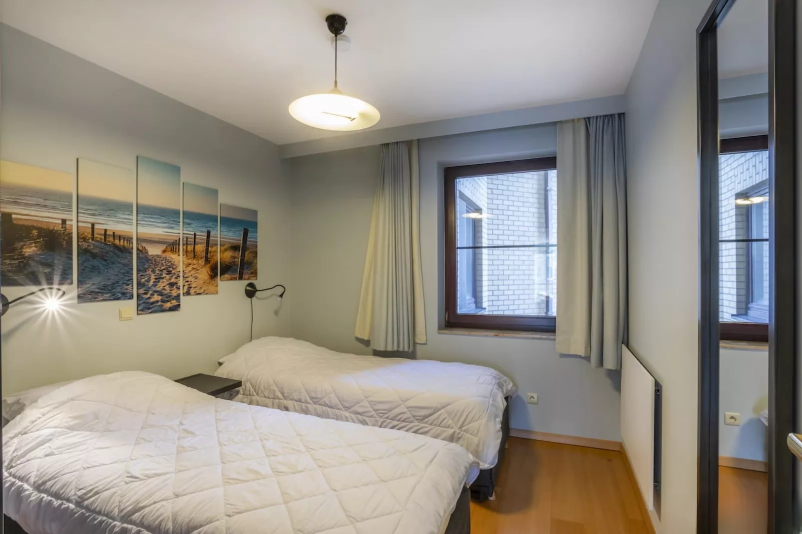 Royal 0303 + garage 19-Schlafzimmer