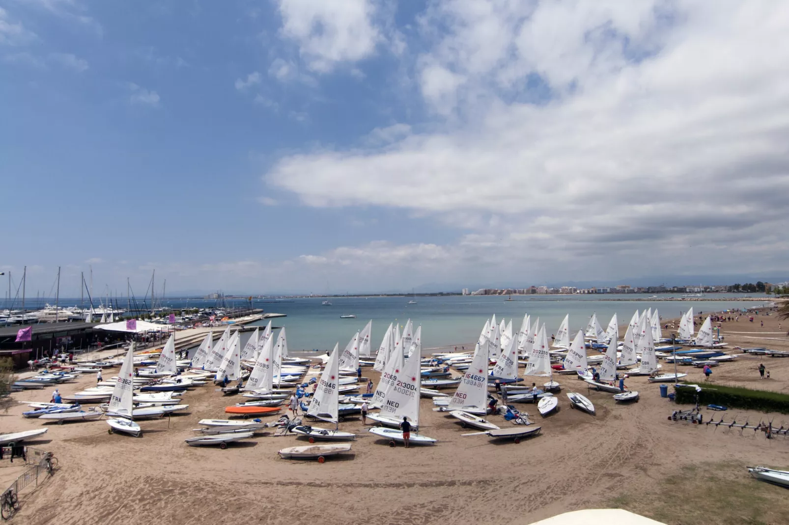1148 BARRI PESCADORS 50m playa-Areas summer 1km
