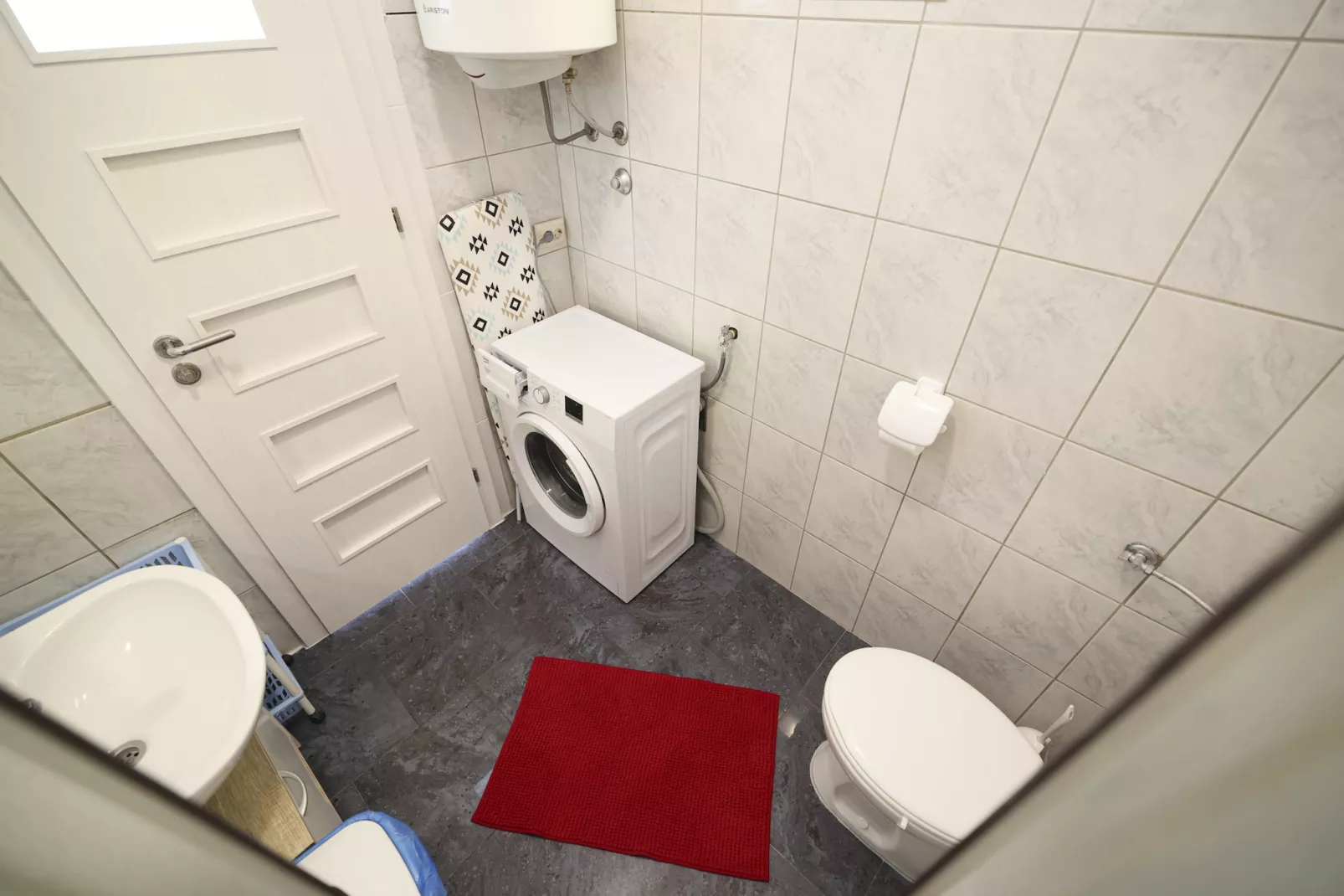 Apartment Rustica - Two bedroom apartment-Bathroom