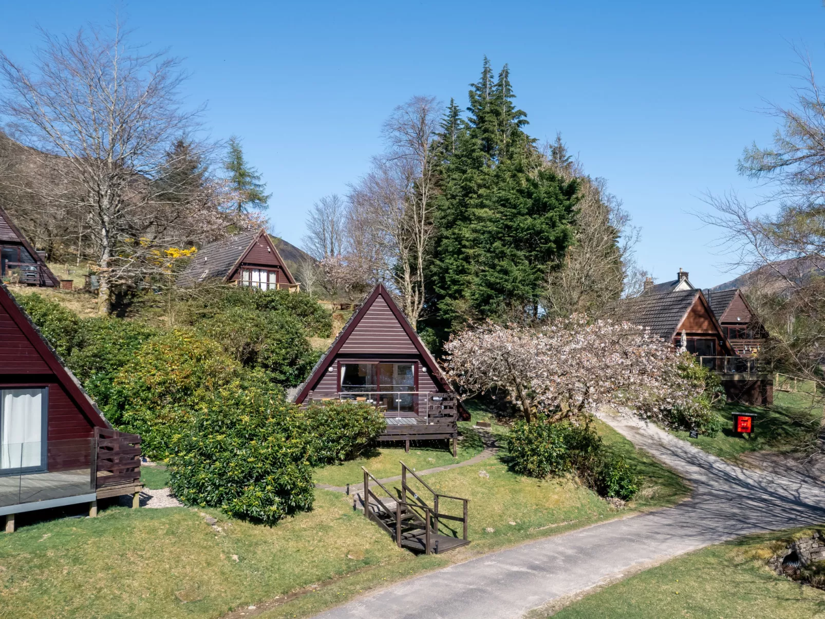 Sandpiper Lodge-Outside