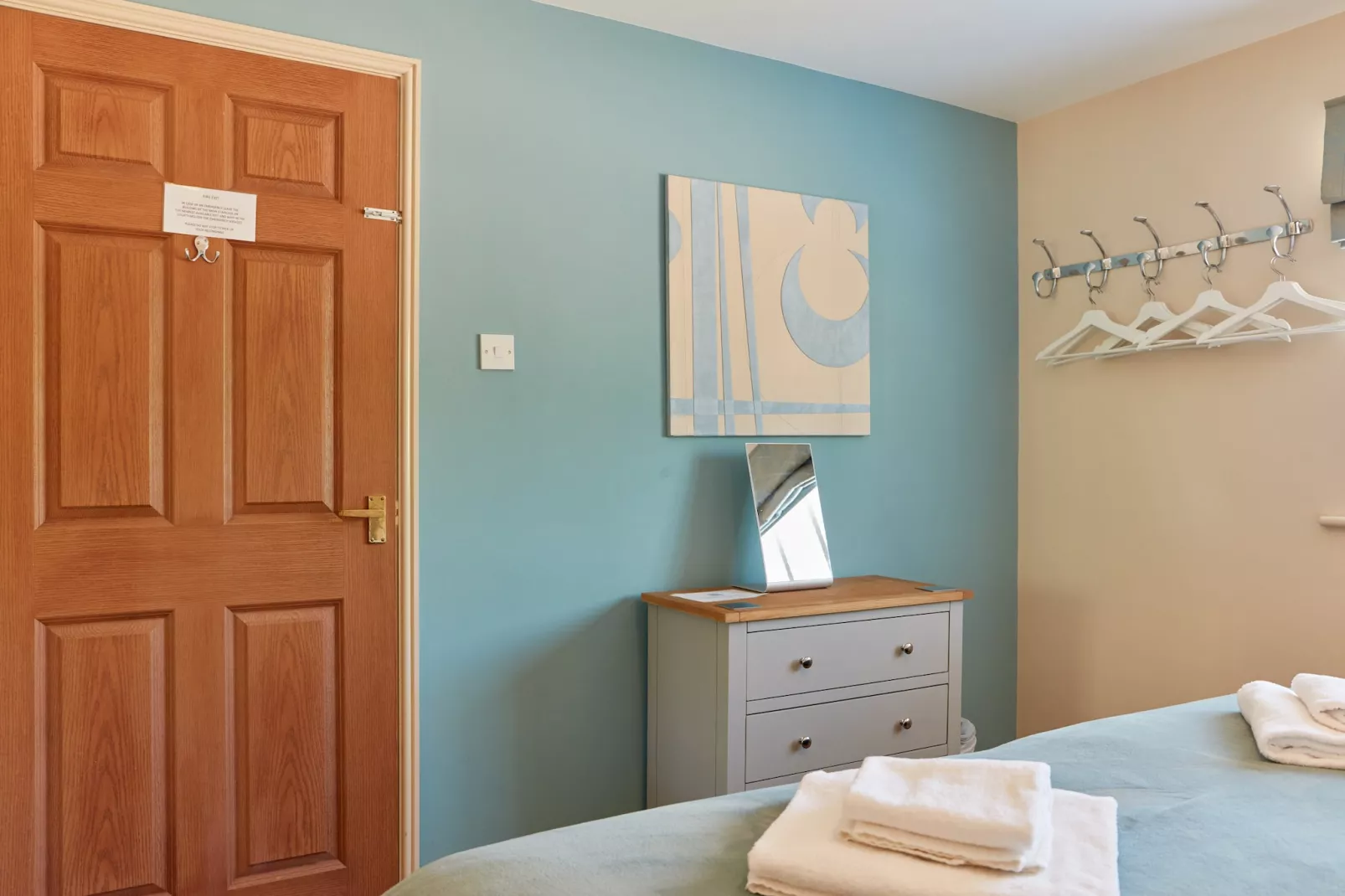Meadow View-Bedroom