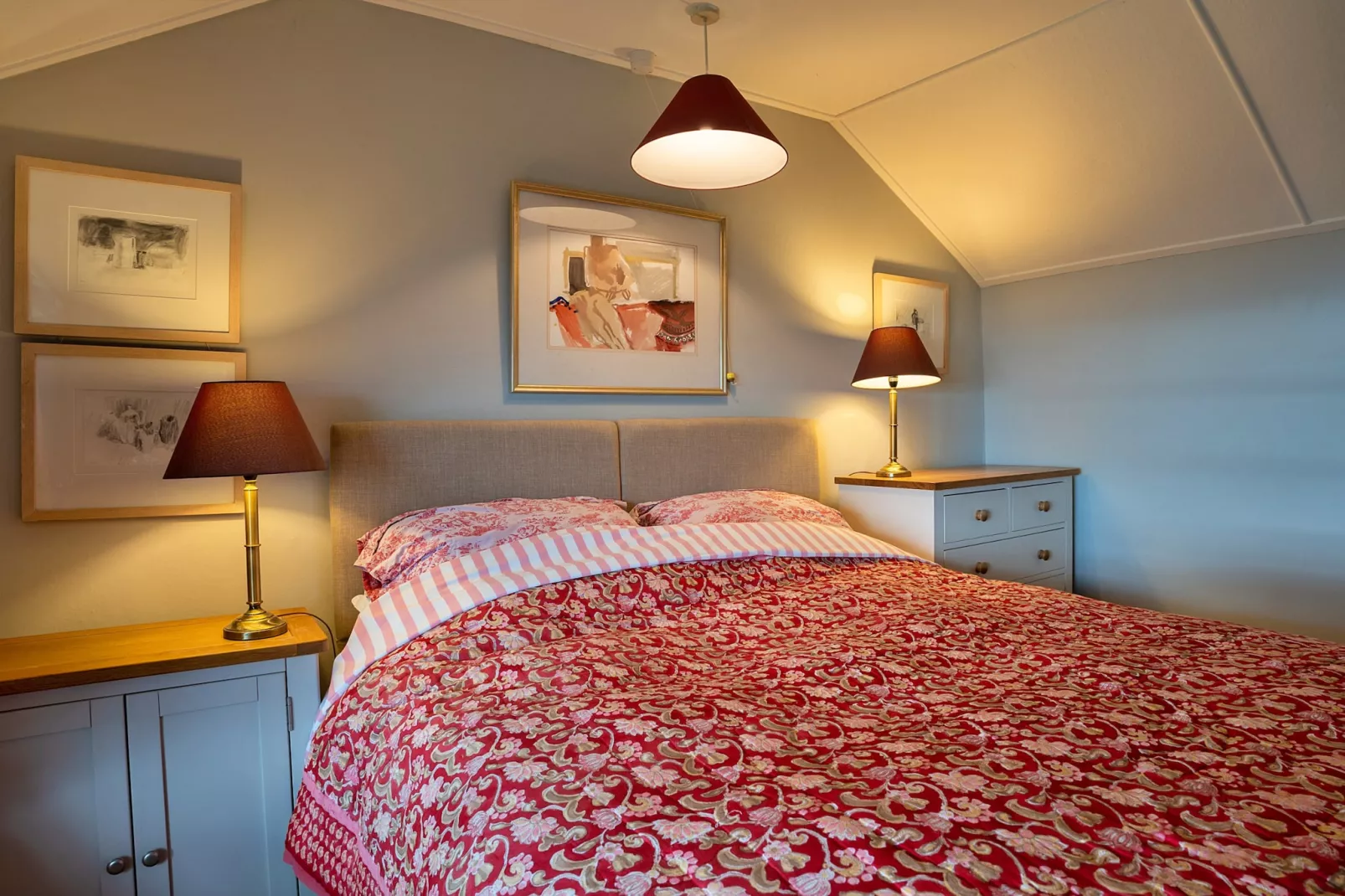 Lesceave Cottage-Bedroom