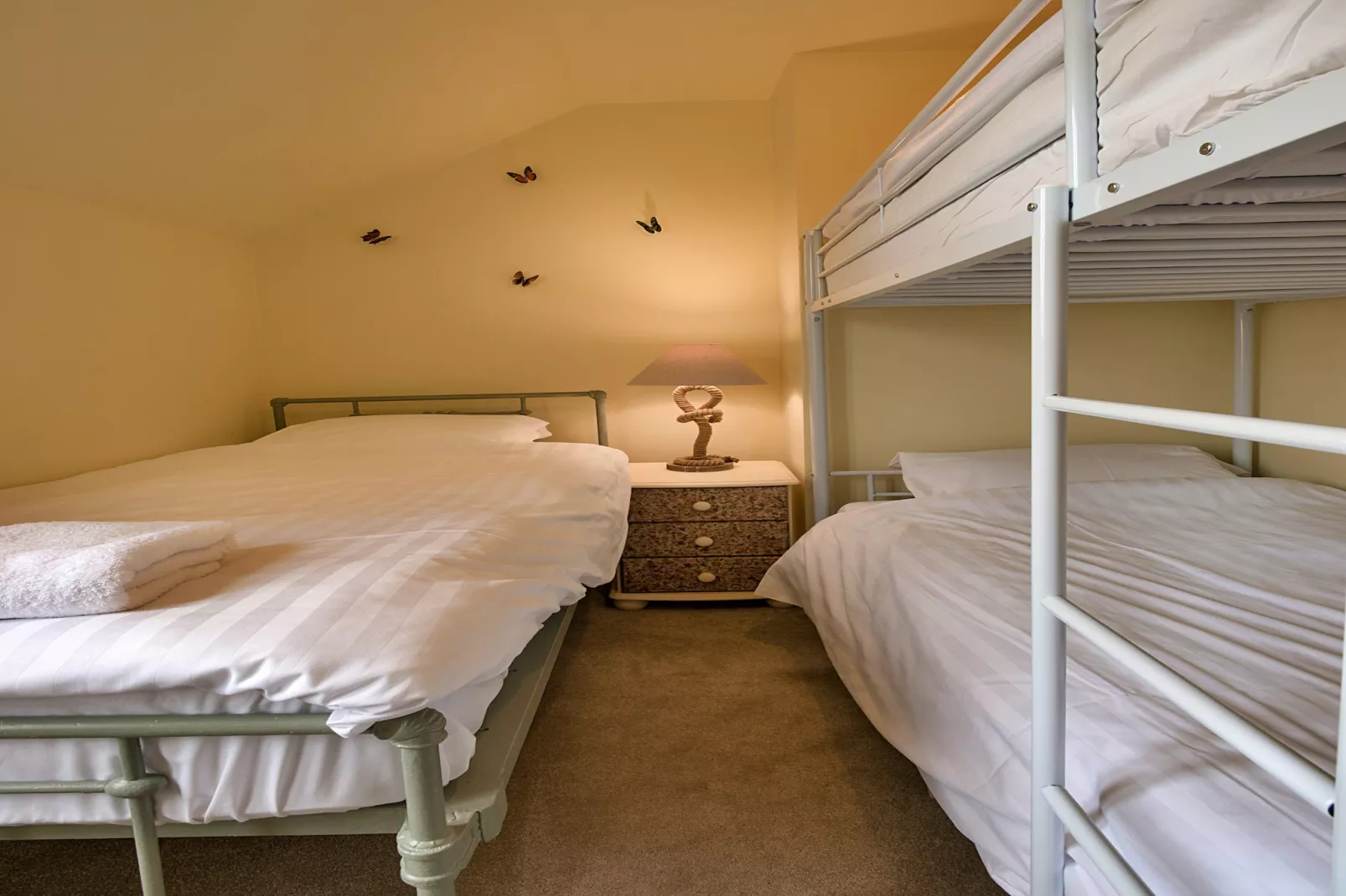 Fox and Hare-Bedroom