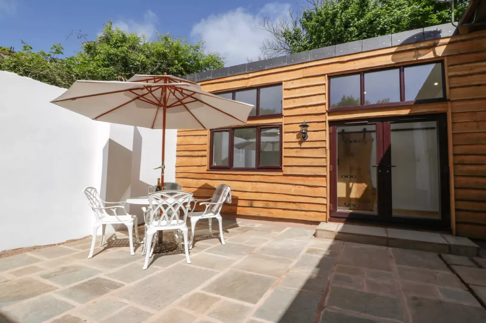 Hillfarrow Hideaway-Outdoor