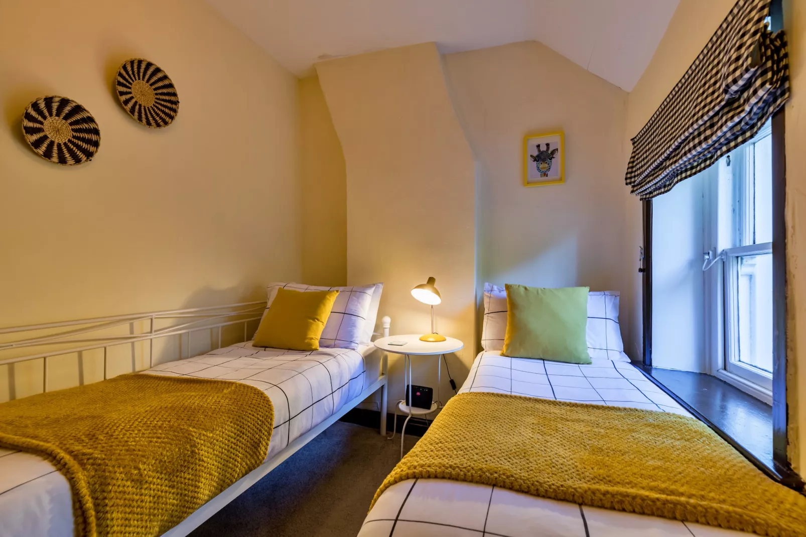 Spring Cottage-Bedroom
