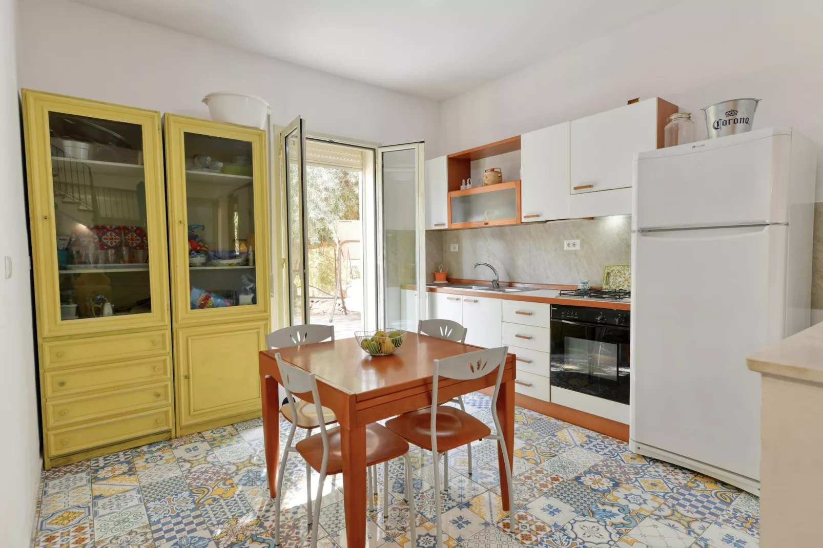 Villa Giugiò mit Privatpool-Kitchen