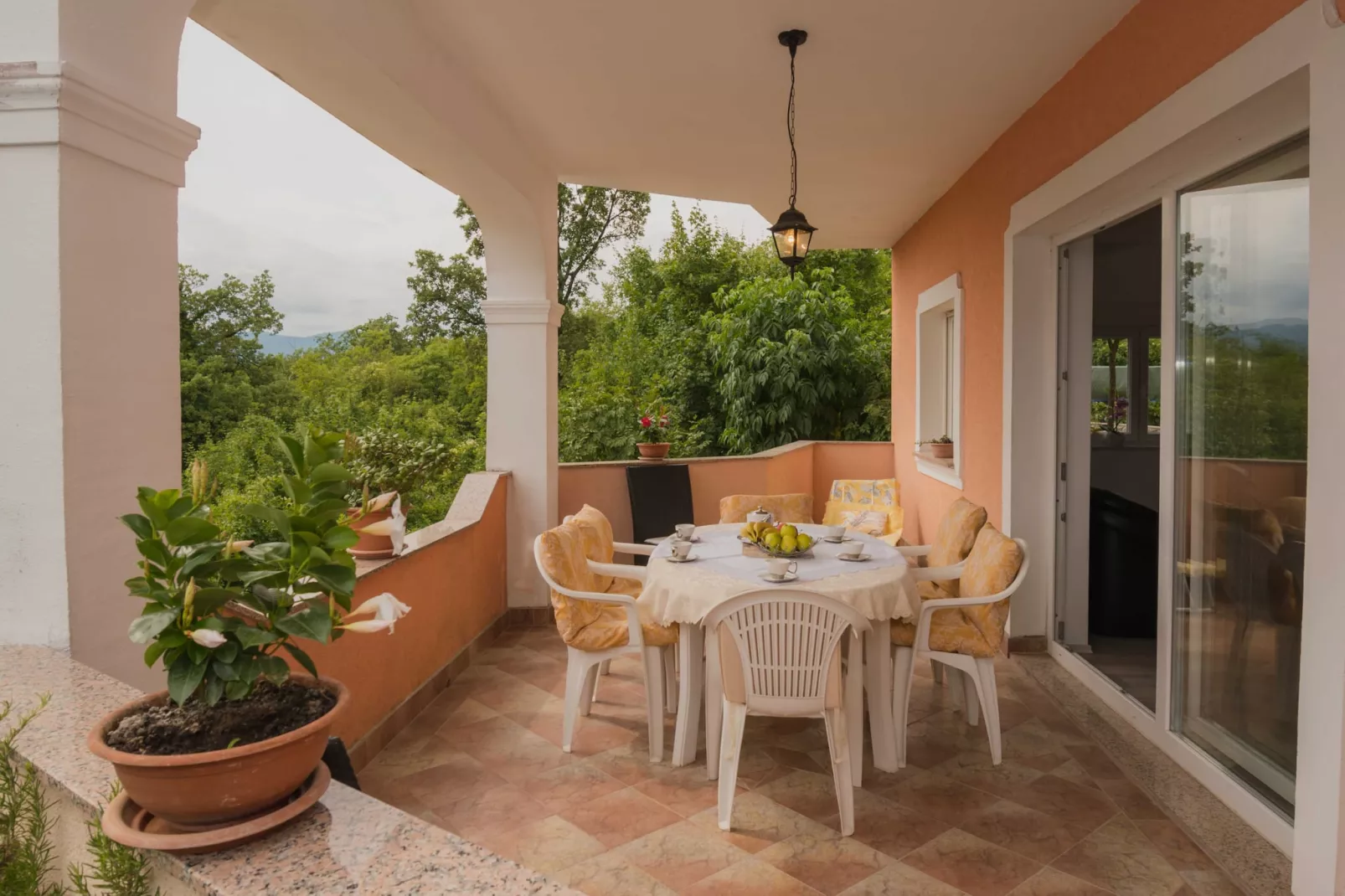 Apartment Lavanda - Four Bedroom Apartment with Hot tub and Terrace-Terrace