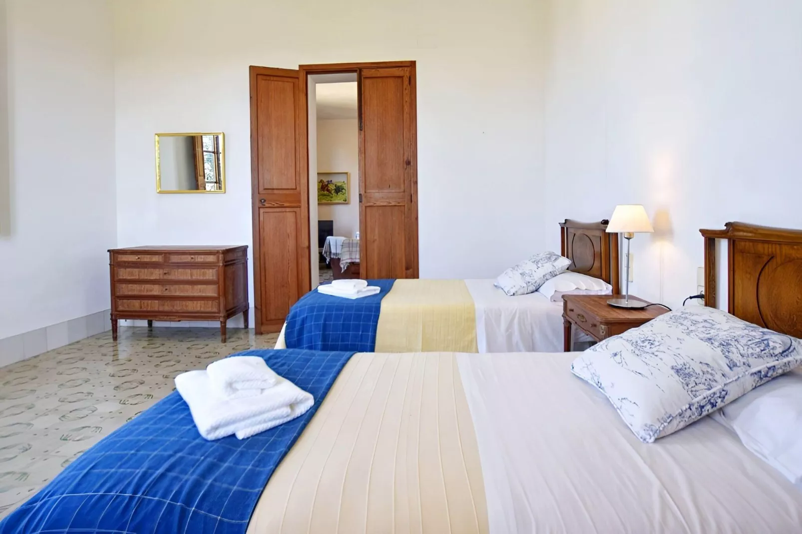 Son Granada-Bedroom