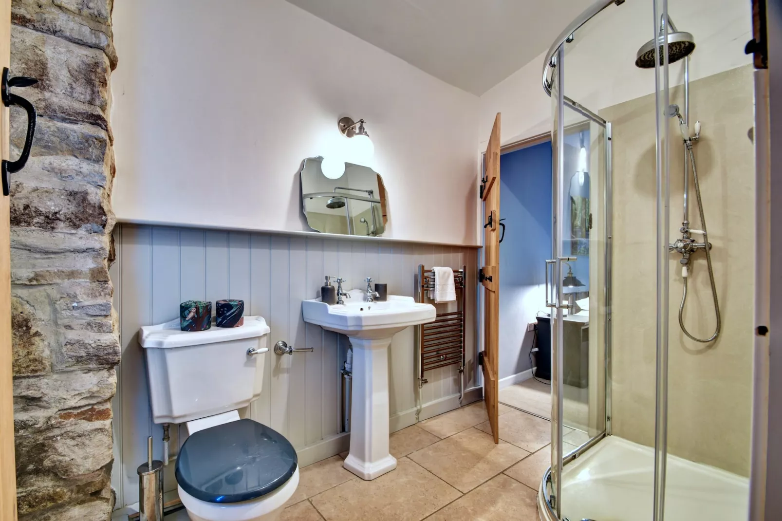 Stable Cottage-Bathroom
