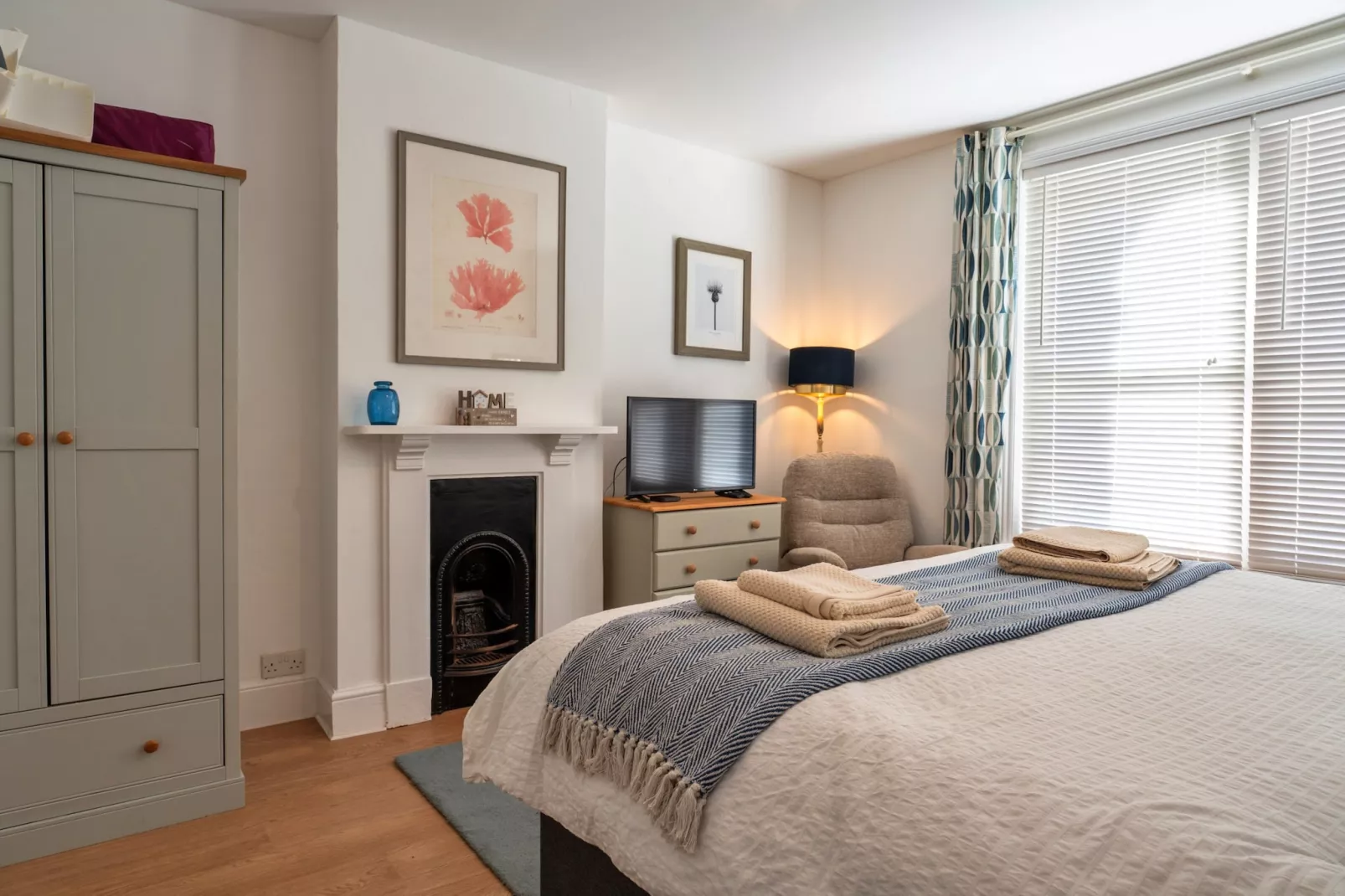 Centre View-Bedroom