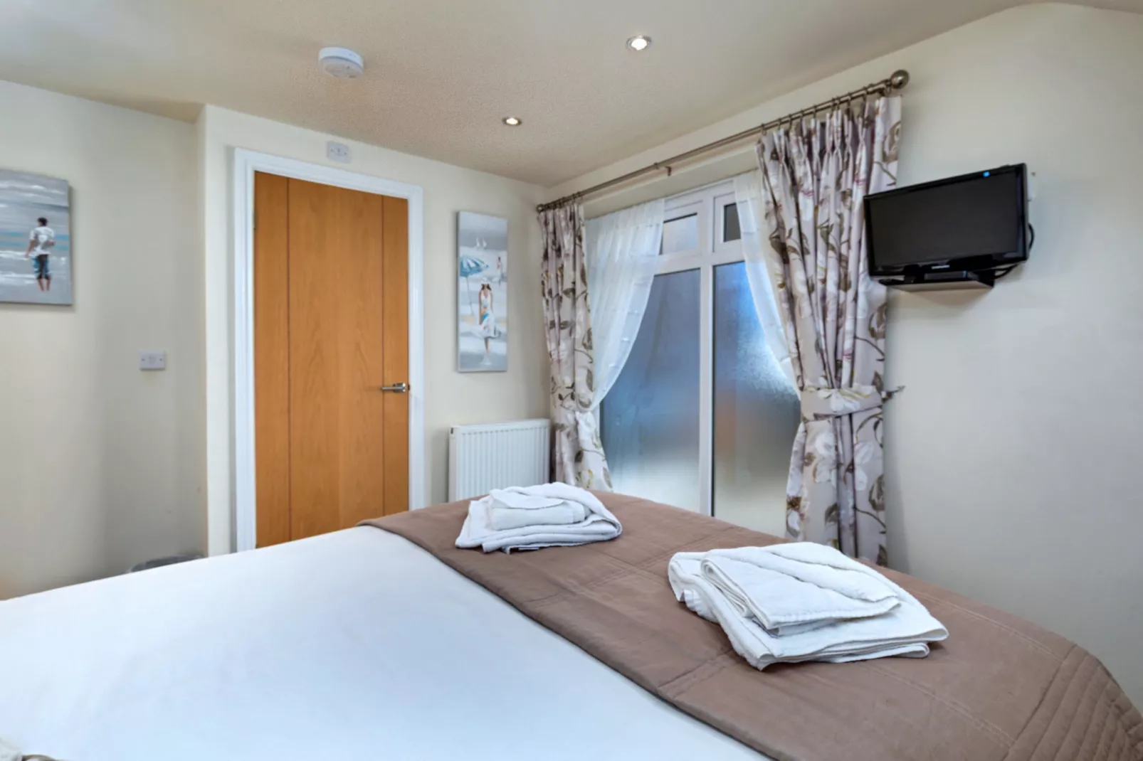 The Boat House-Bedroom