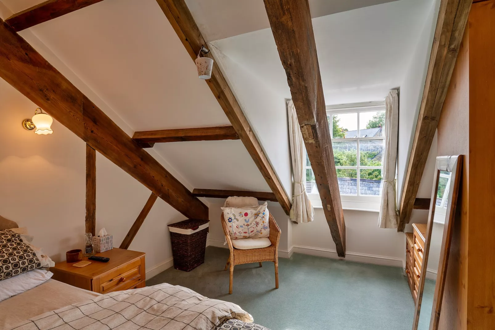 Valley View-Bedroom