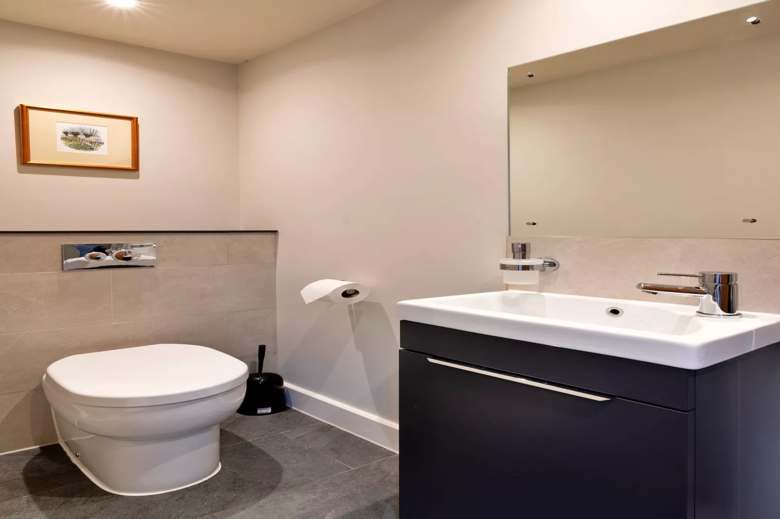 Acorn Cottage-Bathroom