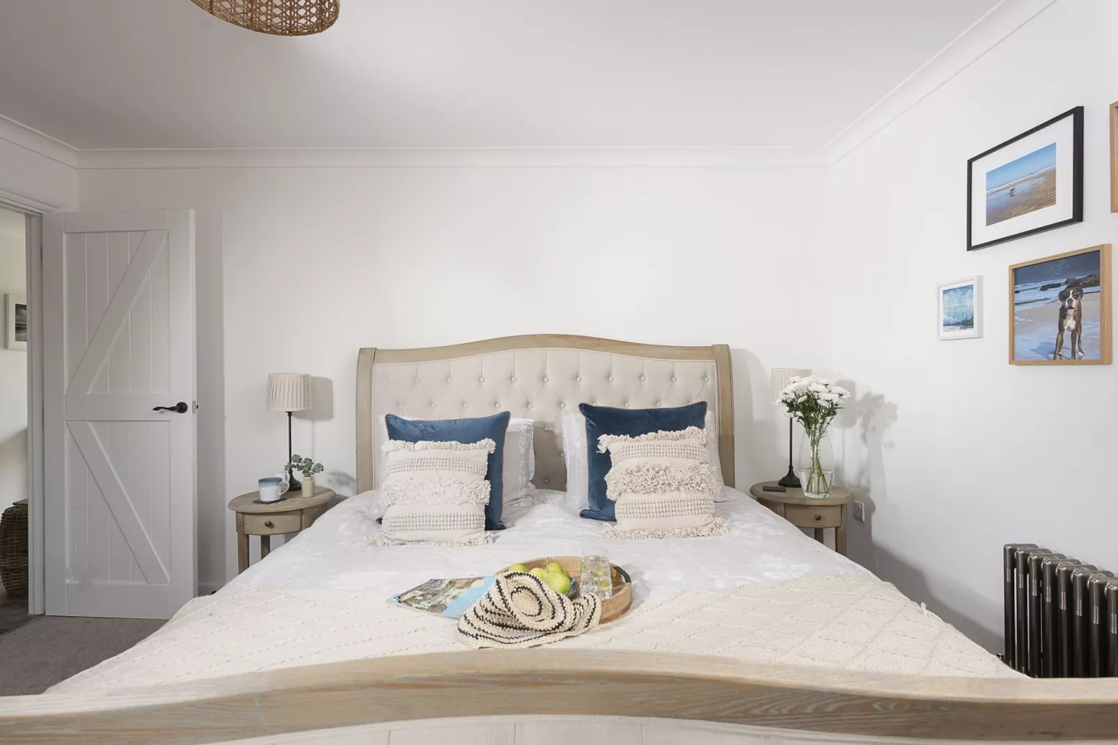 Chyvounder-Bedroom