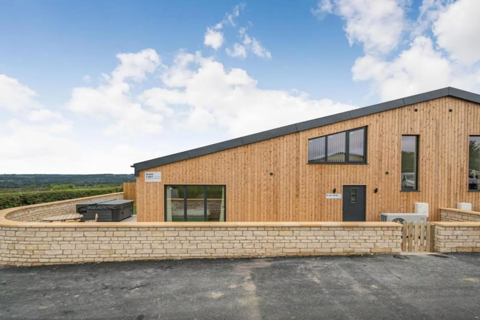 Little Rissington - Barn One-Outdoor