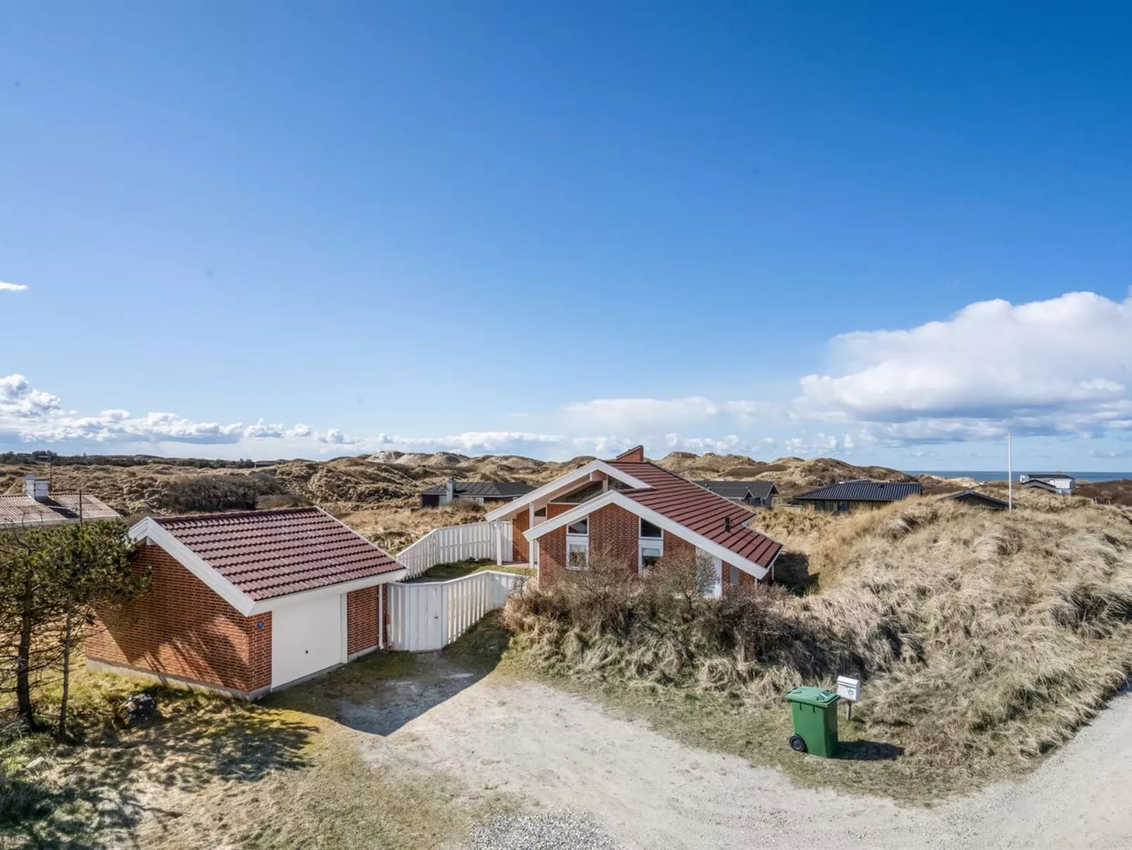 "Ritha" - 350m from the sea-Draußen