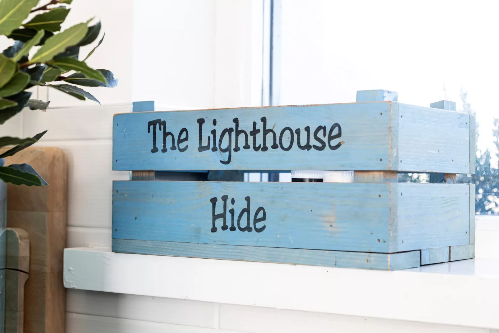The Lighthouse Hide-Atmosphere