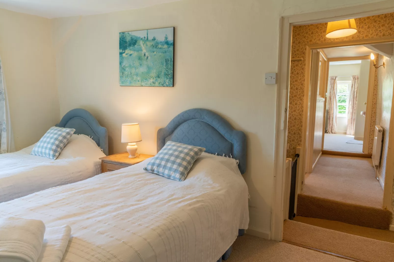 Valley Cottage-Bedroom