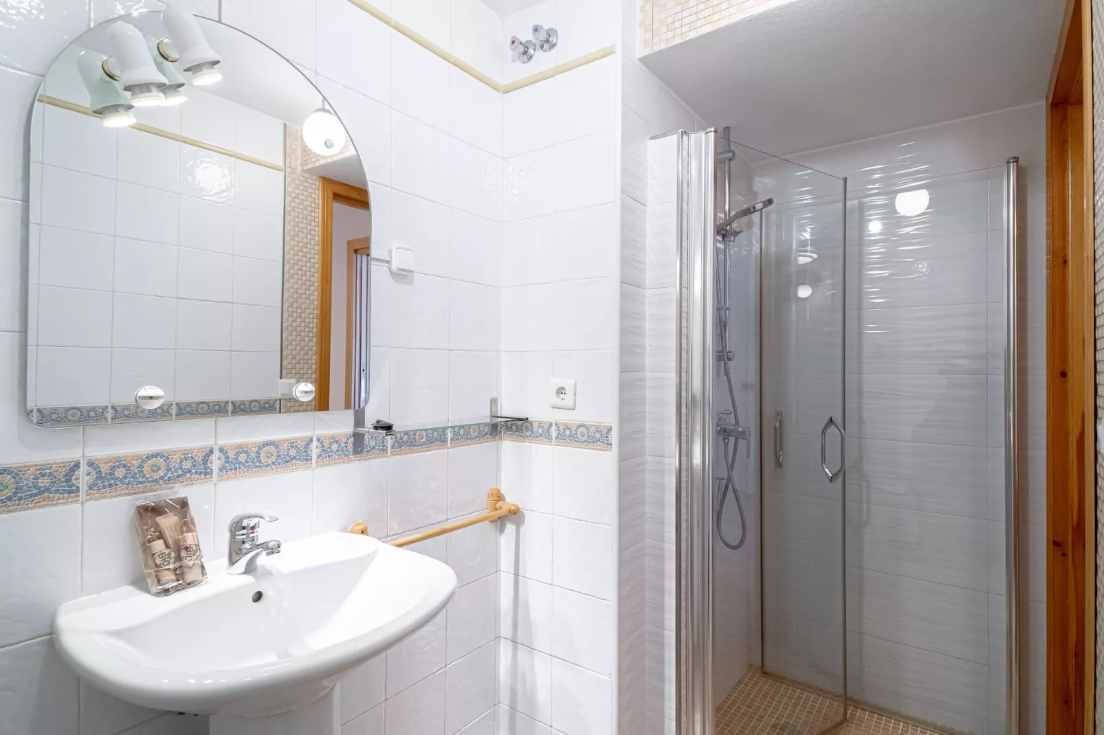 Carabeo Getaway 2000 by Casasol-Salle de bain