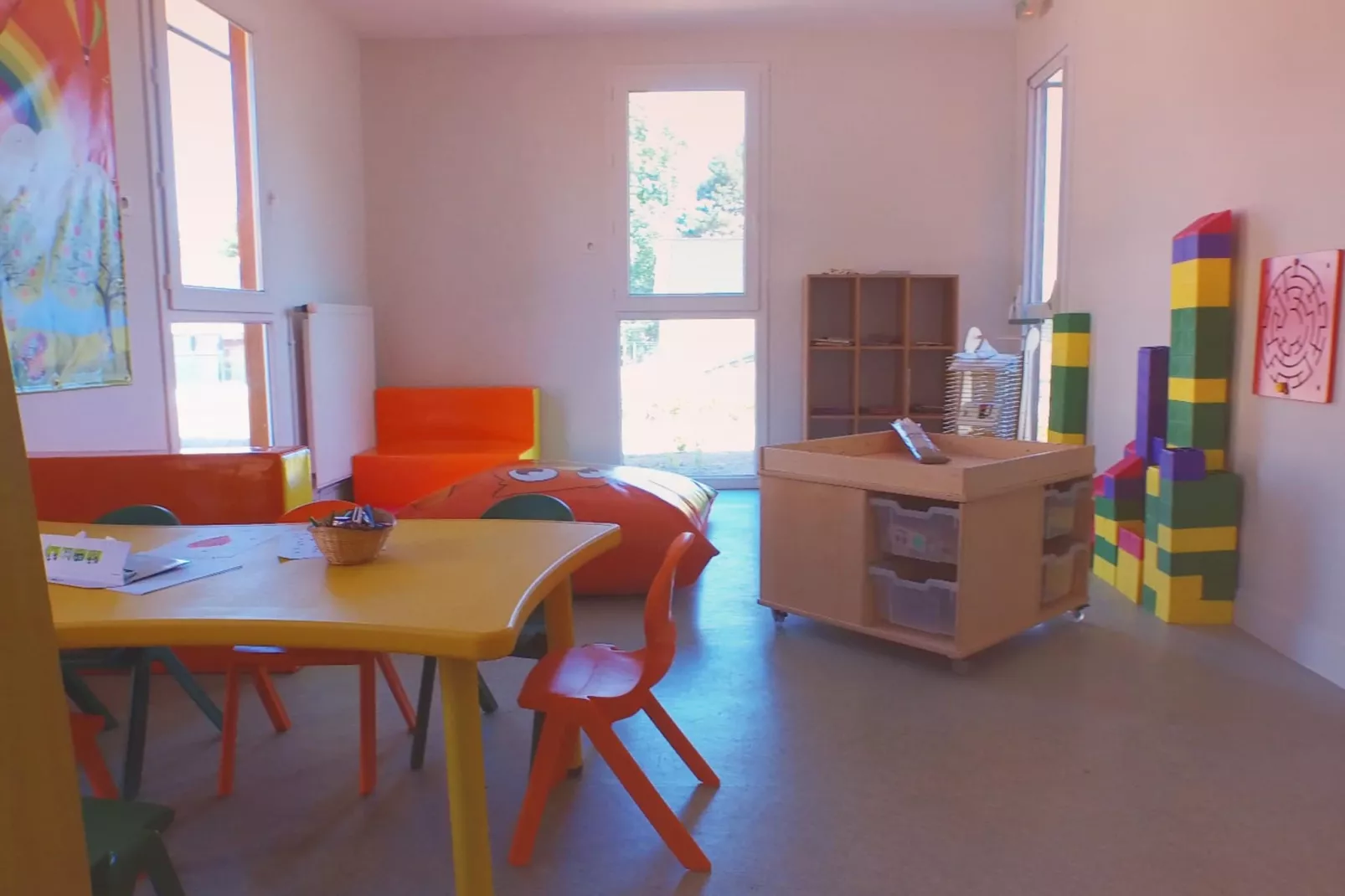 Amboise/Gîte 2 Pièces 5 Personnes 1 bébé-Einrichtungen