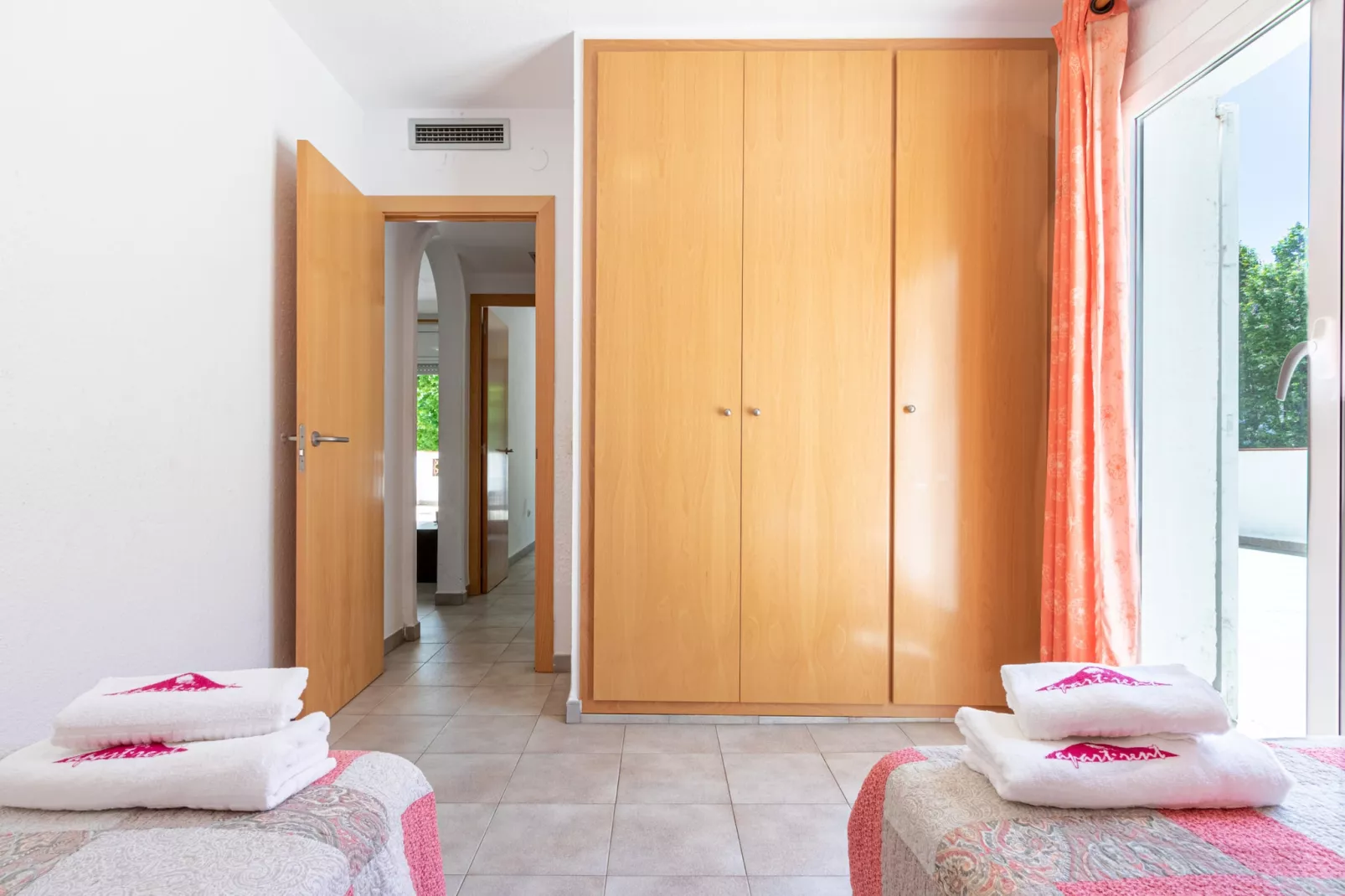 0187-SANT MORI 14 1º 3-Schlafzimmer