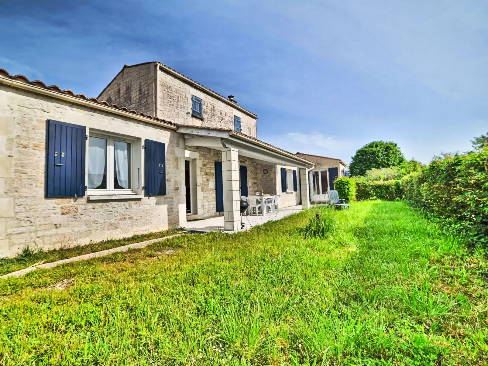 La Brantôme - Draußen
