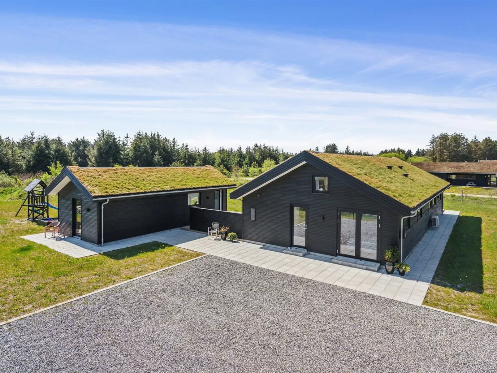 "Fredrika" - 1.5km from the sea-Outside