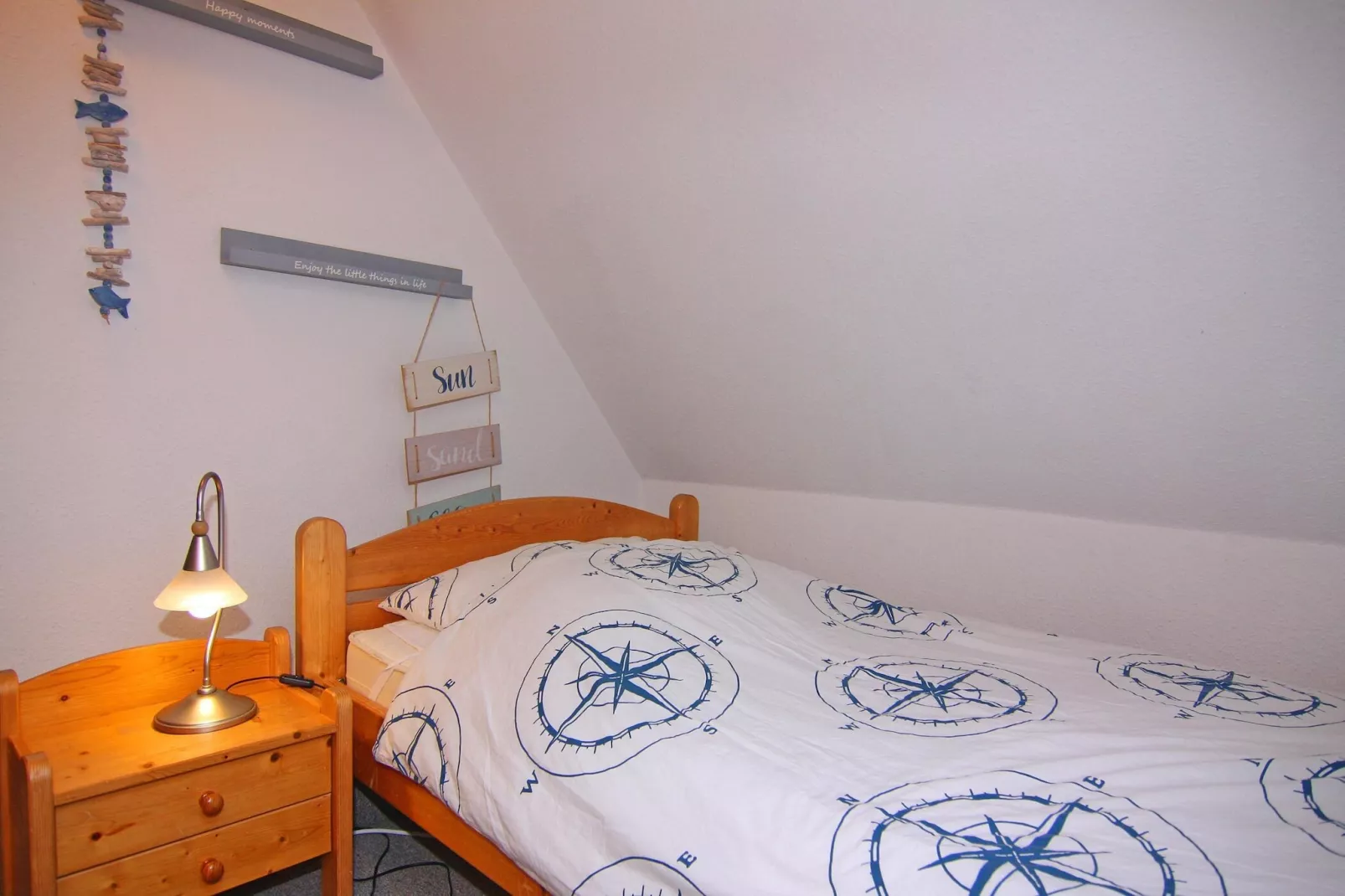 4-Raum über 2 Etagen / 105 m² / W 56b DG 4 P-Bedroom