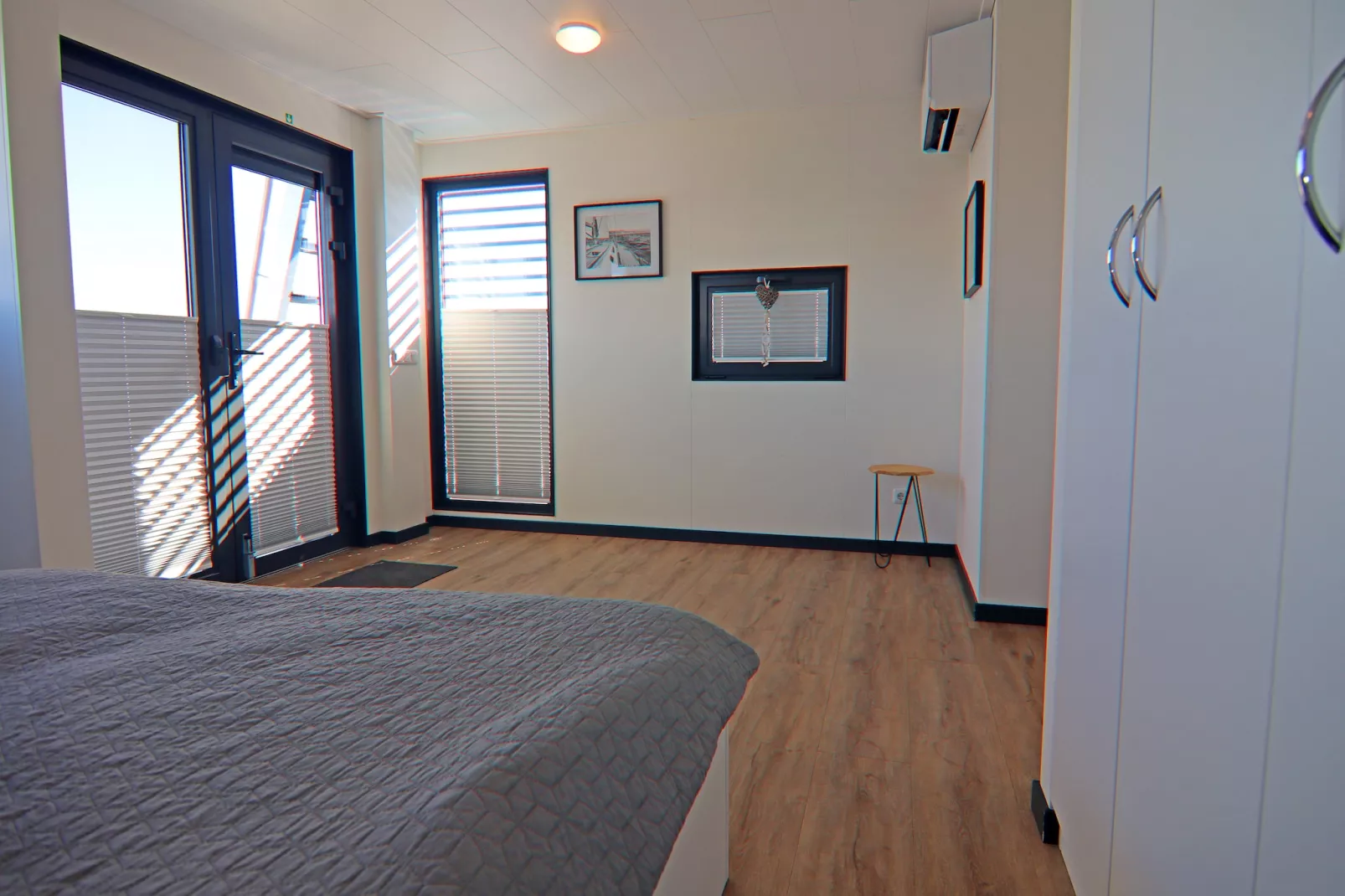 Hausboot Family & Friends mit Hund LP 10 / 1-2 Personen-Bedroom
