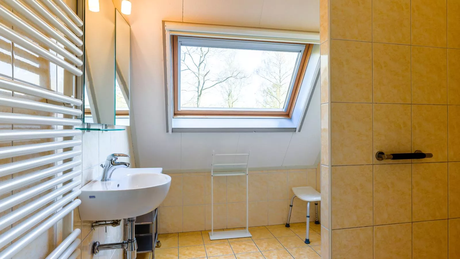 Landhuis 42-Bathroom