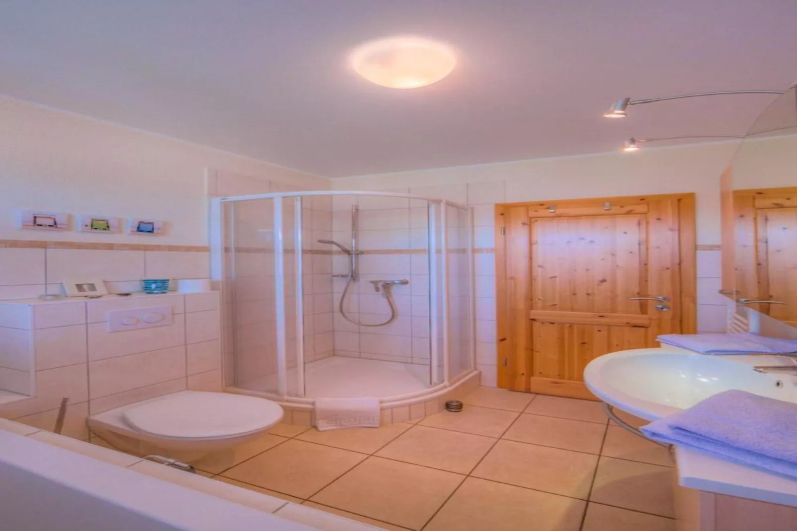 Mitteldeck 413-Bathroom